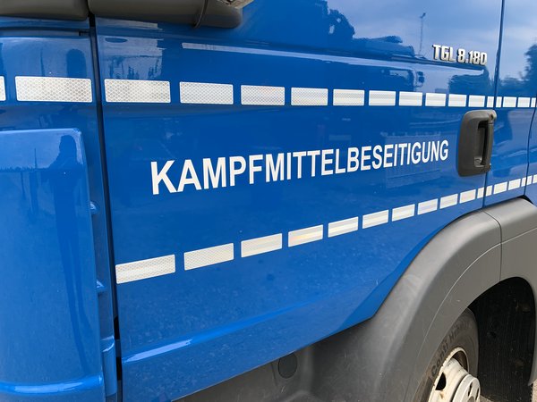 Einsatzwagen des Kampfmittelräumdienstes